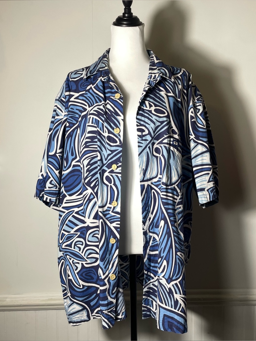 Rix Men’s Blue White Ulu Breadfruit Palm Print Button Up Collared Aloha Hawaiian - Picture 2 of 15
